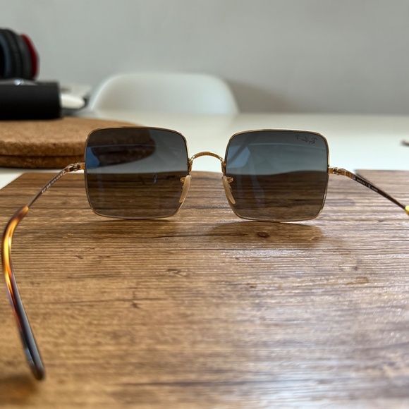 Raybans SQUARE 1971 CLASSIC sunglasses - Picture 6 of 6